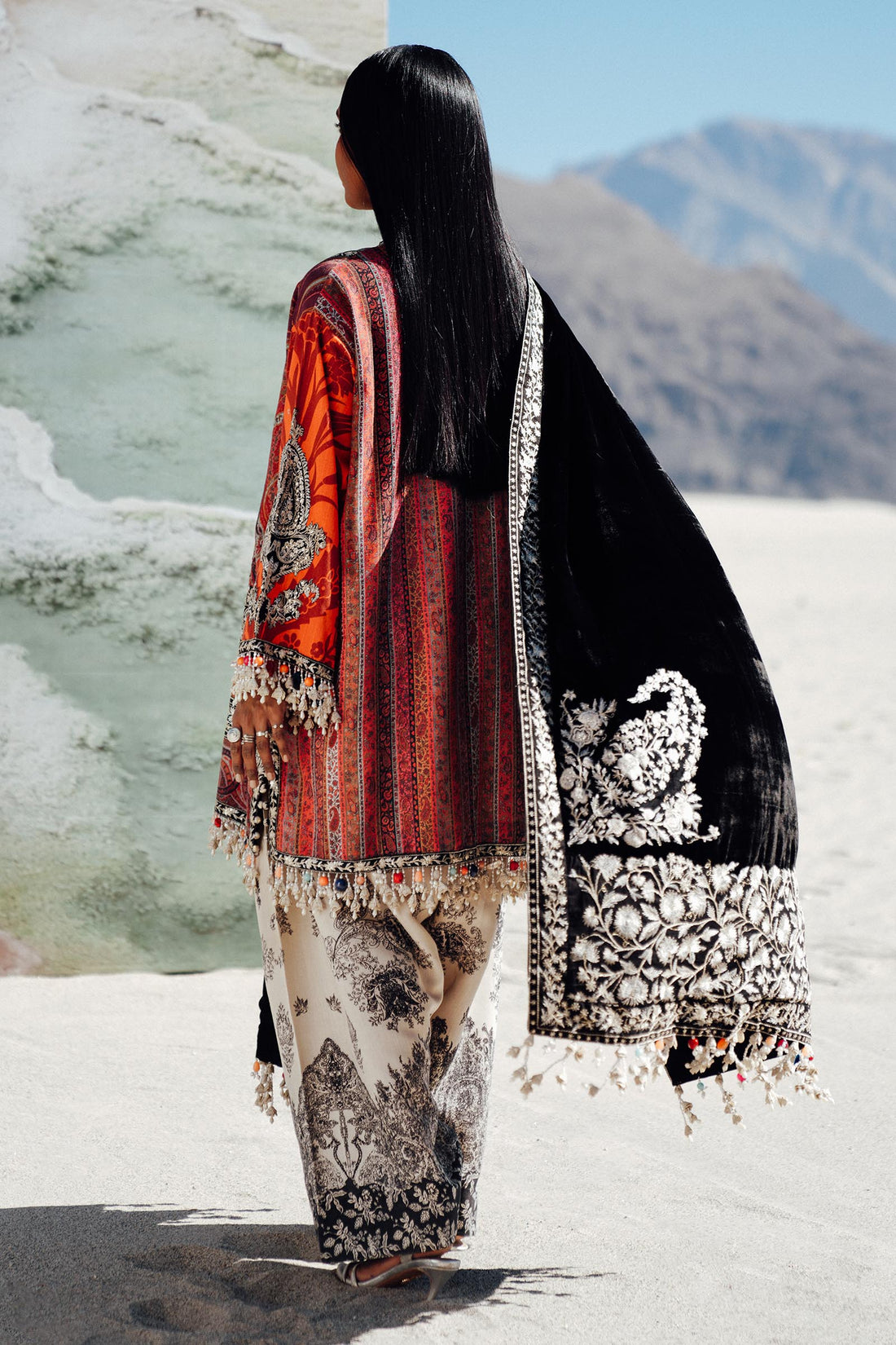Sana Safinaz | Winter Shawl 24 | V241-007-3CP - Libasekhas