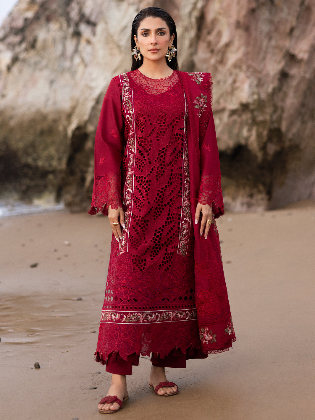 Mahnur | Sirena Luxury Lawn 25 | Scarlett - by - Libasekhas UK - Registered Vendor of : Mahnur - 100% Original Designer Dresss
