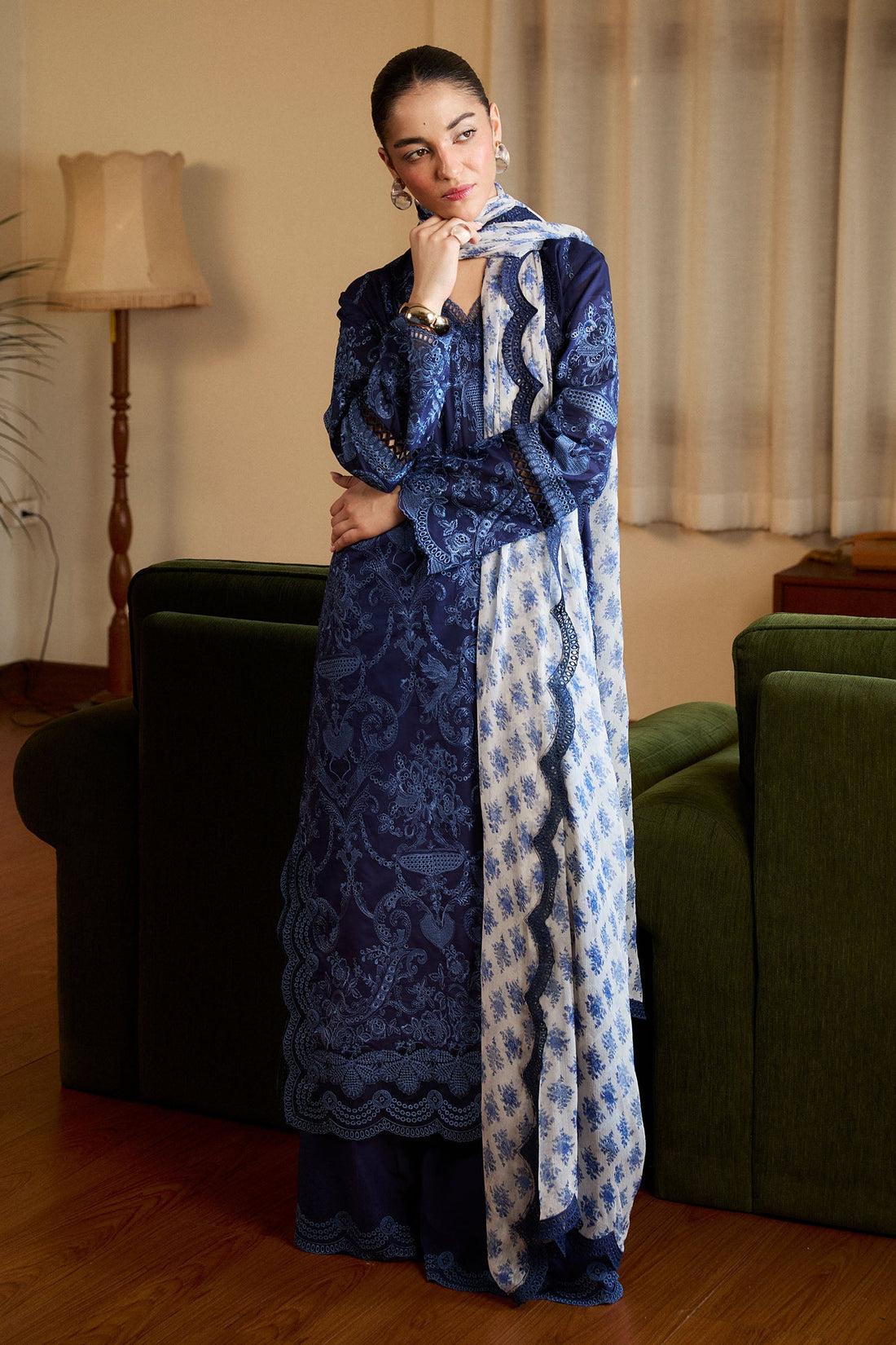 Zara Shahjahan | Satori 25 | Sei-9B - by - Libasekhas UK - Registered Vendor of : Zara Shahjahan - 100% Original Designer Dresss