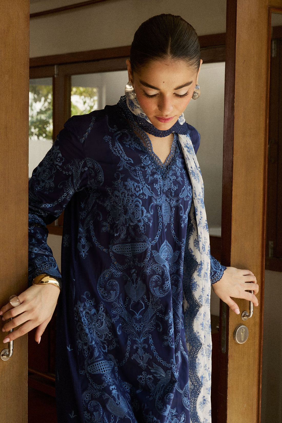 Zara Shahjahan | Satori 25 | Sei-9B - by - Libasekhas UK - Registered Vendor of : Zara Shahjahan - 100% Original Designer Dresss