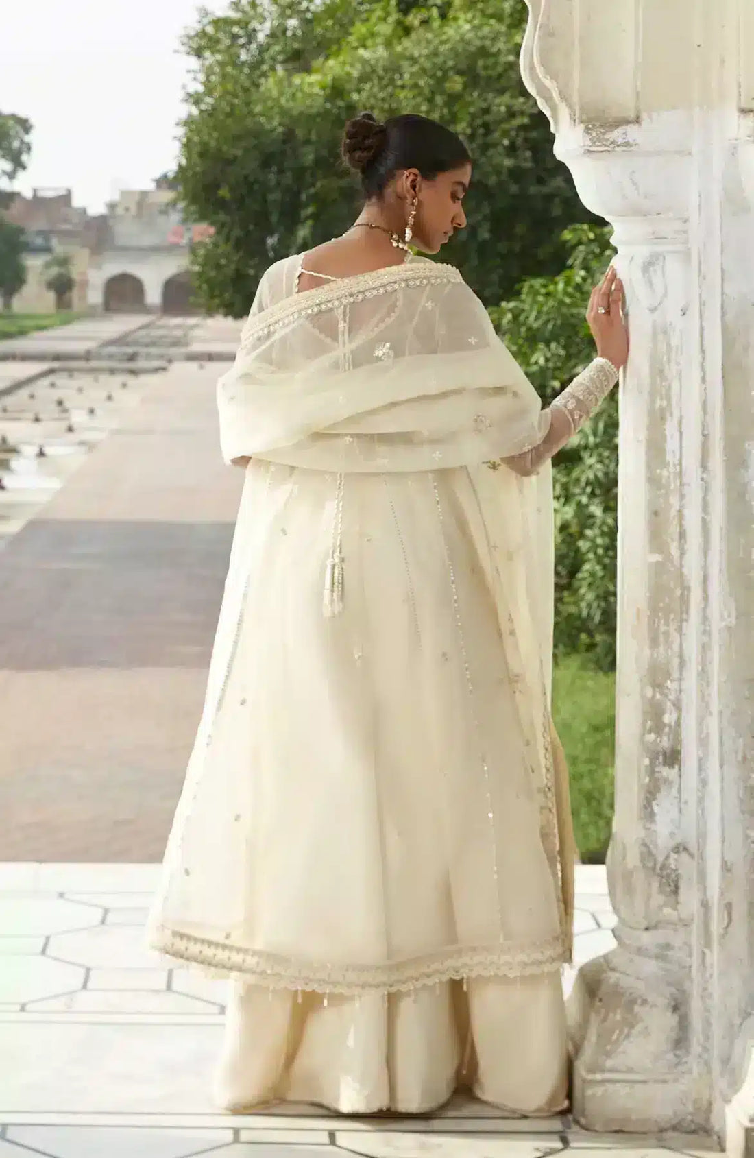 Seran | Taaruf Formals 2023 | Zora - by - Libasekhas UK - Registered Vendor of : Seran - 100% Original Designer Dresss