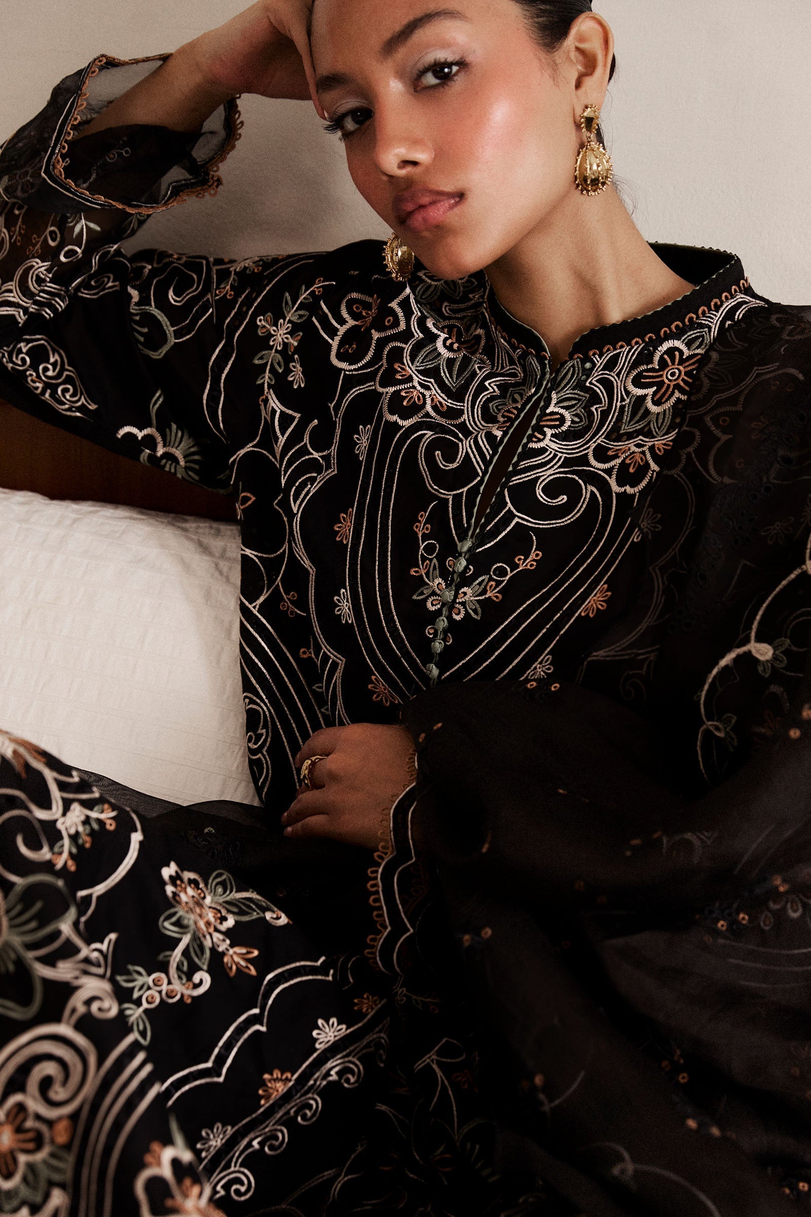 Zara Shahjahan | Satori 25 | Shizumi-4A - by - Libasekhas UK - Registered Vendor of : Zara Shahjahan - 100% Original Designer Dresss