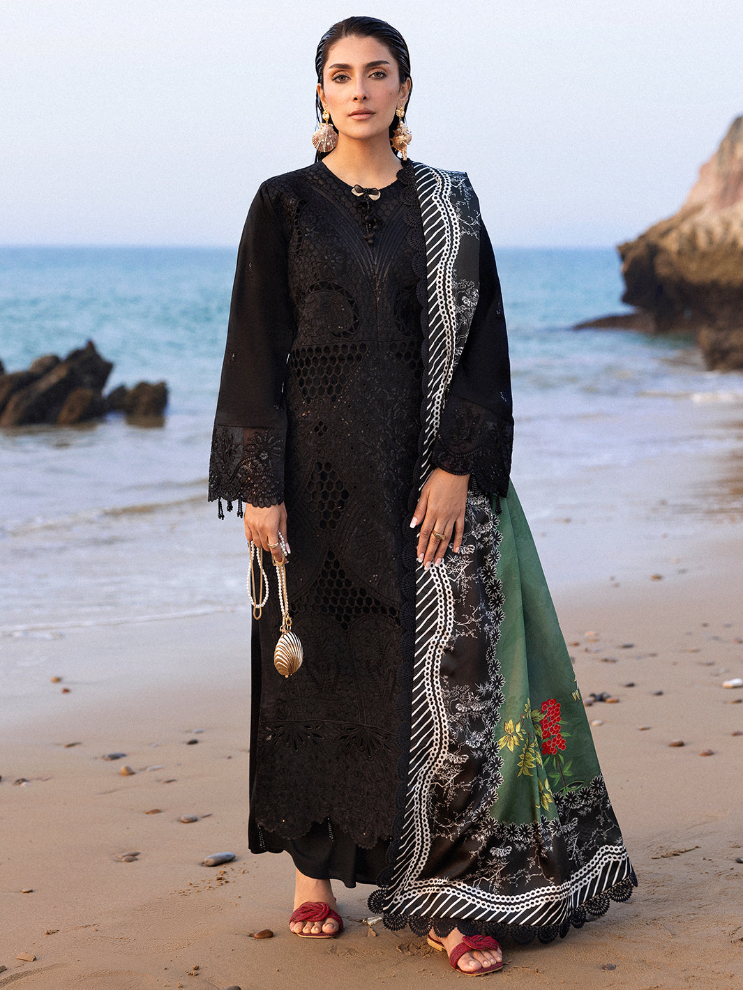 Mahnur | Sirena Luxury Lawn 25 | Sierra - by - Libasekhas UK - Registered Vendor of : Mahnur - 100% Original Designer Dresss