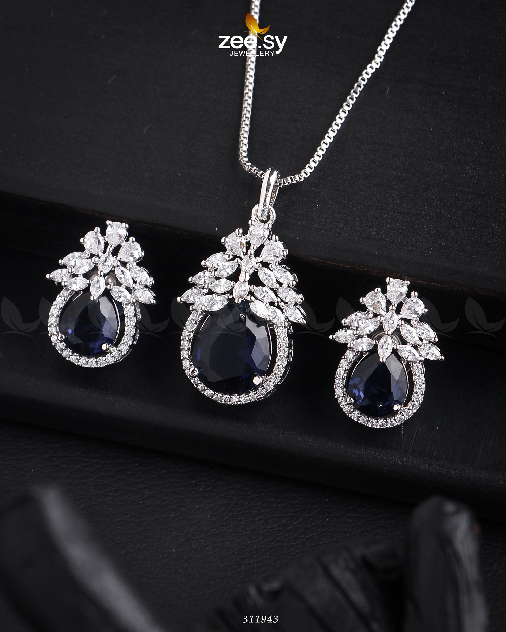 Zara's Pendant Set - by - Libasekhas UK - Registered Vendor of : Zeesy - 100% Original Designer Dresss