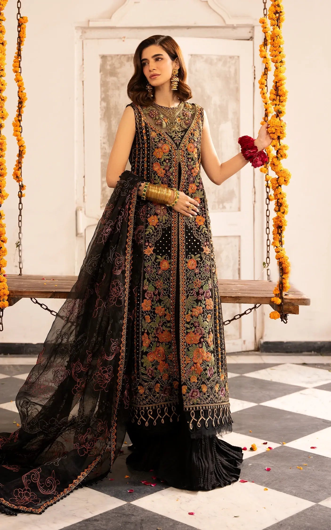 Asifa and Nabeel | Sunehri Eid 25 | Sitara-(SEF25-03) - by - Libasekhas UK - Registered Vendor of : Asifa and Nabeel - 100% Original Designer Dresss
