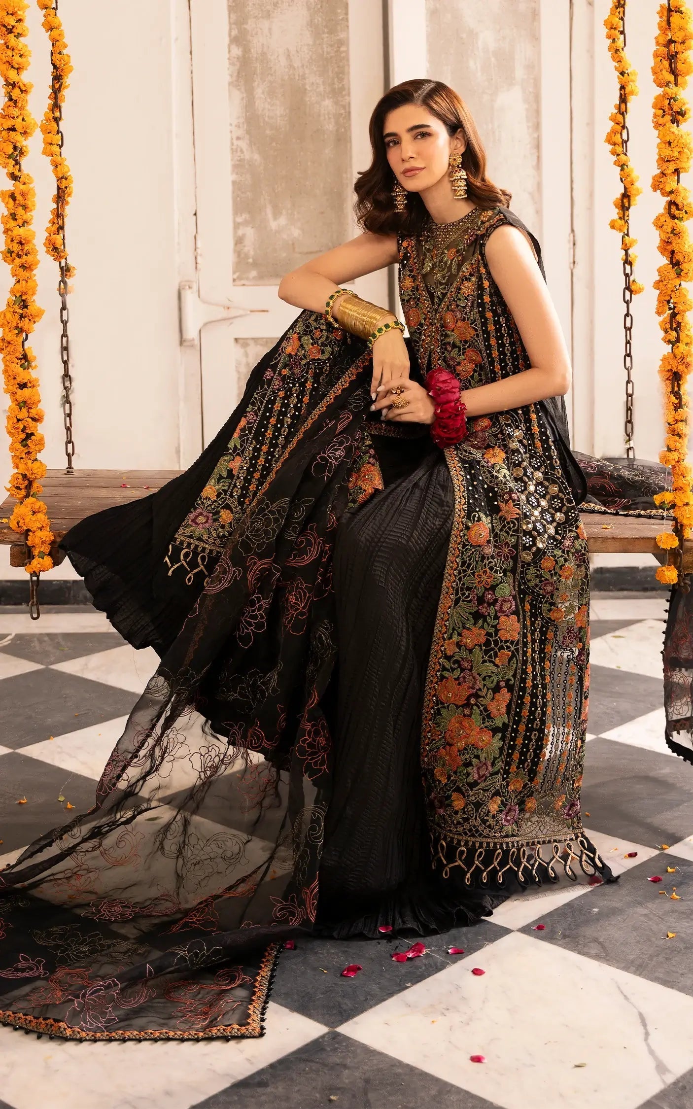 Asifa and Nabeel | Sunehri Eid 25 | Sitara-(SEF25-03) - by - Libasekhas UK - Registered Vendor of : Asifa and Nabeel - 100% Original Designer Dresss