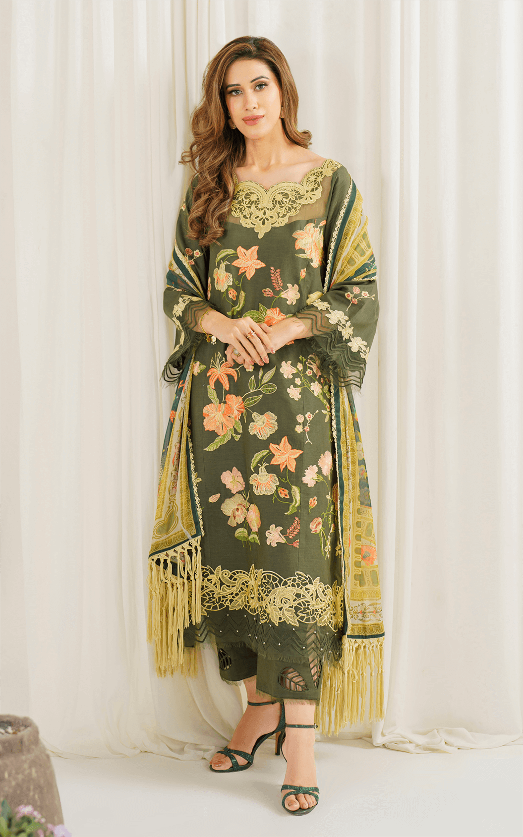 Asifa and Nabeel | Pretty in Pink Limited Edition | Sweet Pea (PP-6) - by - Libasekhas UK - Registered Vendor of : Asifa and Nabeel - 100% Original Designer Dresss