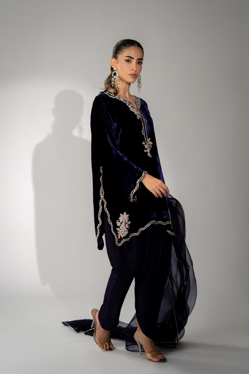 Mina Hassan | Winter 25 | Ushna - by Libasekhas UK - Registered Vendor of : Mina Hassan - 100% Original Designer Dress