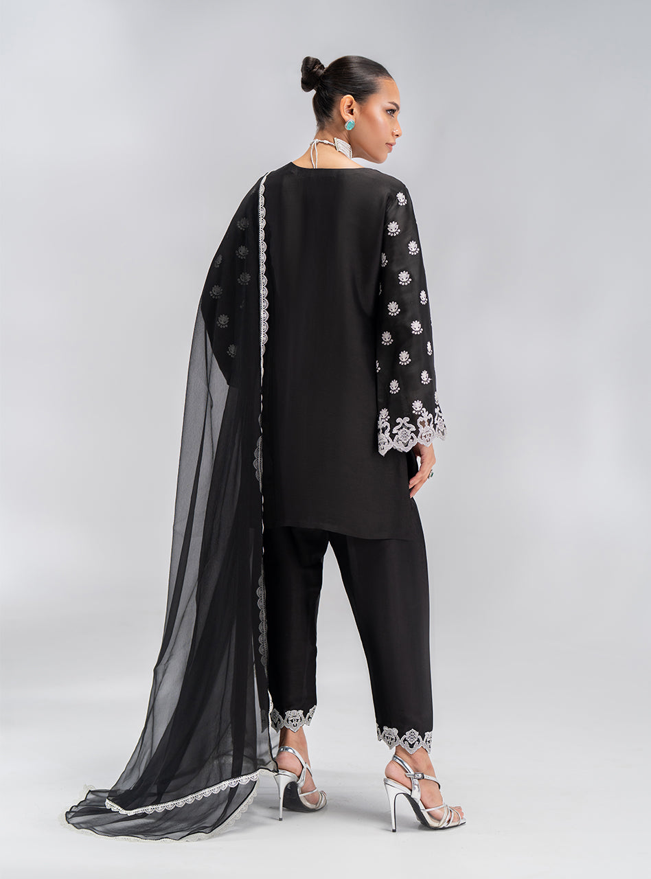 Zainab Chottani | Luxe Pret 25 | Ciar - by Libasekhas UK - Registered Vendor of : Zainab Chottani - 100% Original Designer Dress