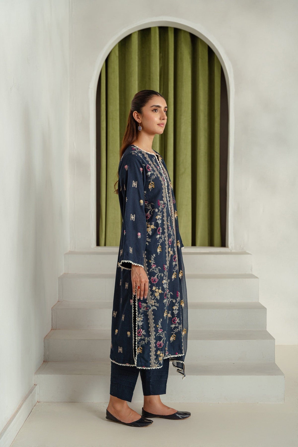 Taana Baana | Manzil Winter |  M3404B - by - Libasekhas UK - Registered Vendor of : Taana Baana - 100% Original Designer Dresss