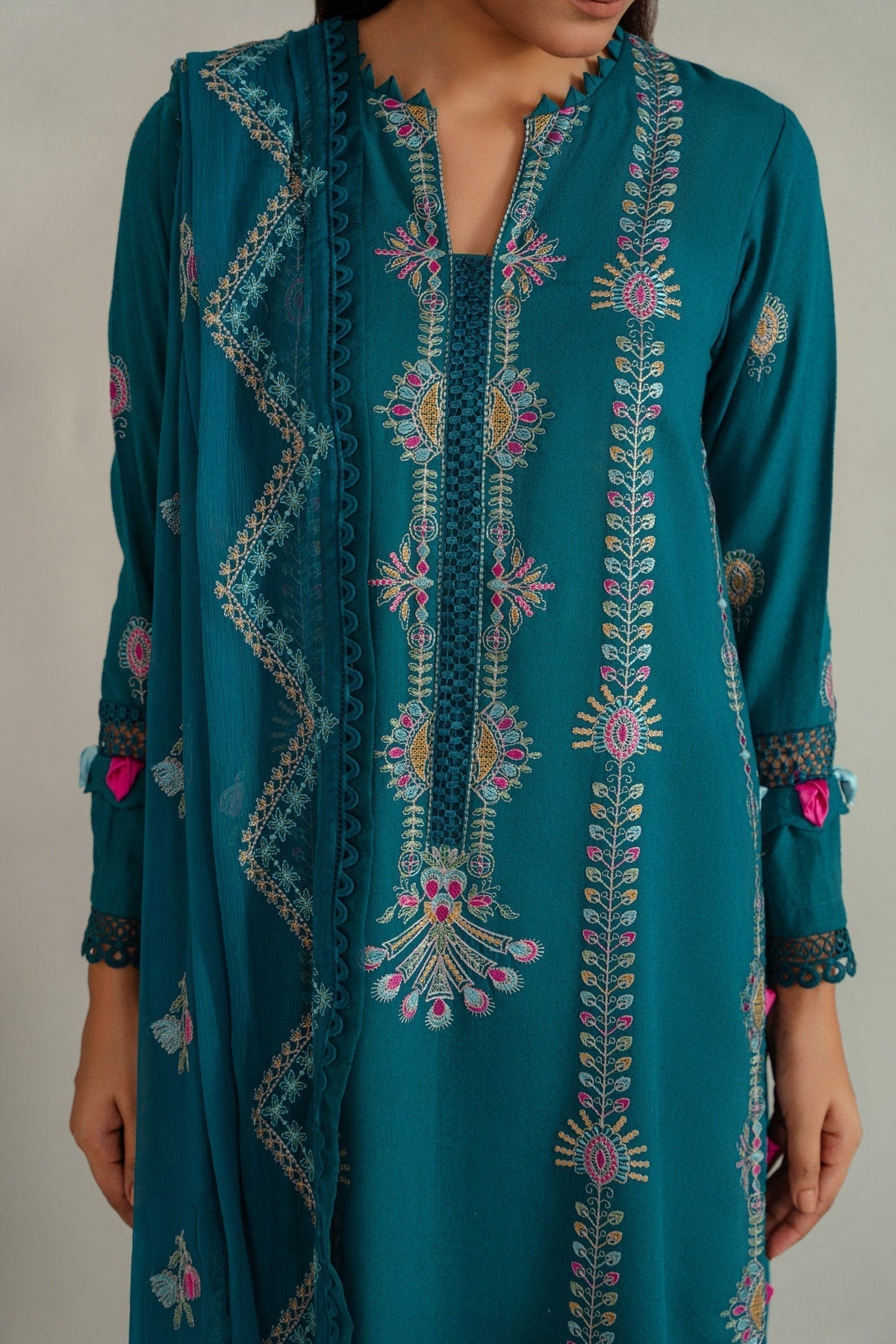 Taana Baana | Manzil Winter |  S3389B - by - Libasekhas UK - Registered Vendor of : Taana Baana - 100% Original Designer Dresss