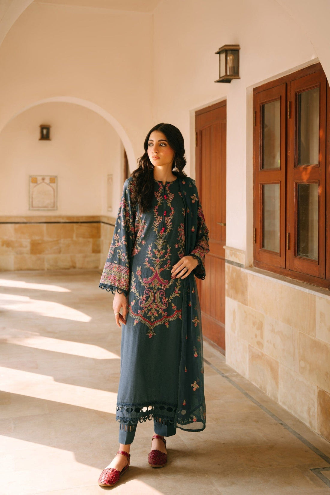 Taana Baana | Manzil Winter |  B3398 - by - Libasekhas UK - Registered Vendor of : Taana Baana - 100% Original Designer Dresss