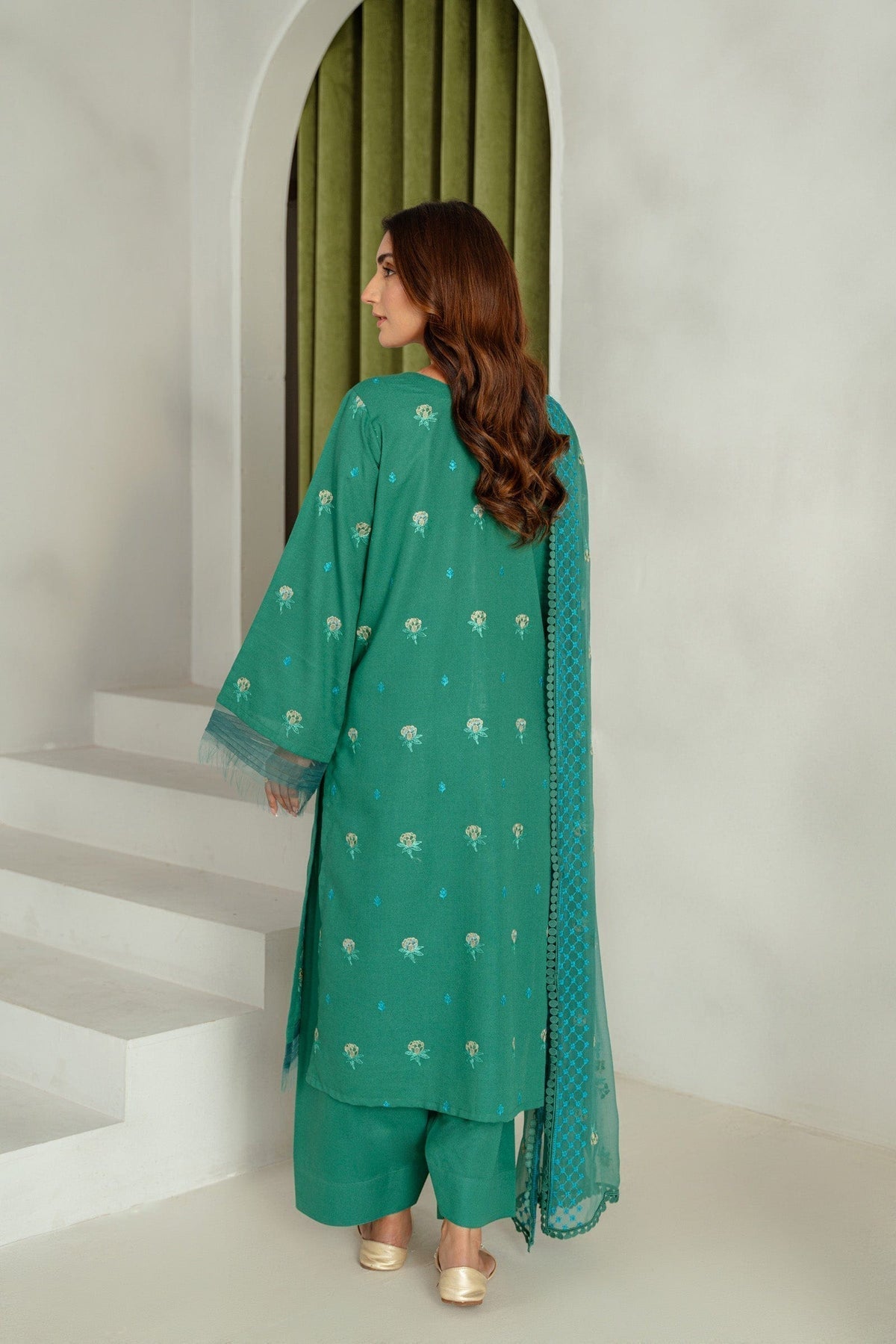 Taana Baana | Manzil Winter |  S3392 - by - Libasekhas UK - Registered Vendor of : Taana Baana - 100% Original Designer Dresss