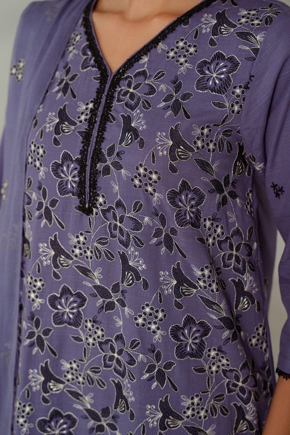 Taana Baana | Manzil Winter | C3411B - by - Libasekhas UK - Registered Vendor of : Taana Baana - 100% Original Designer Dresss