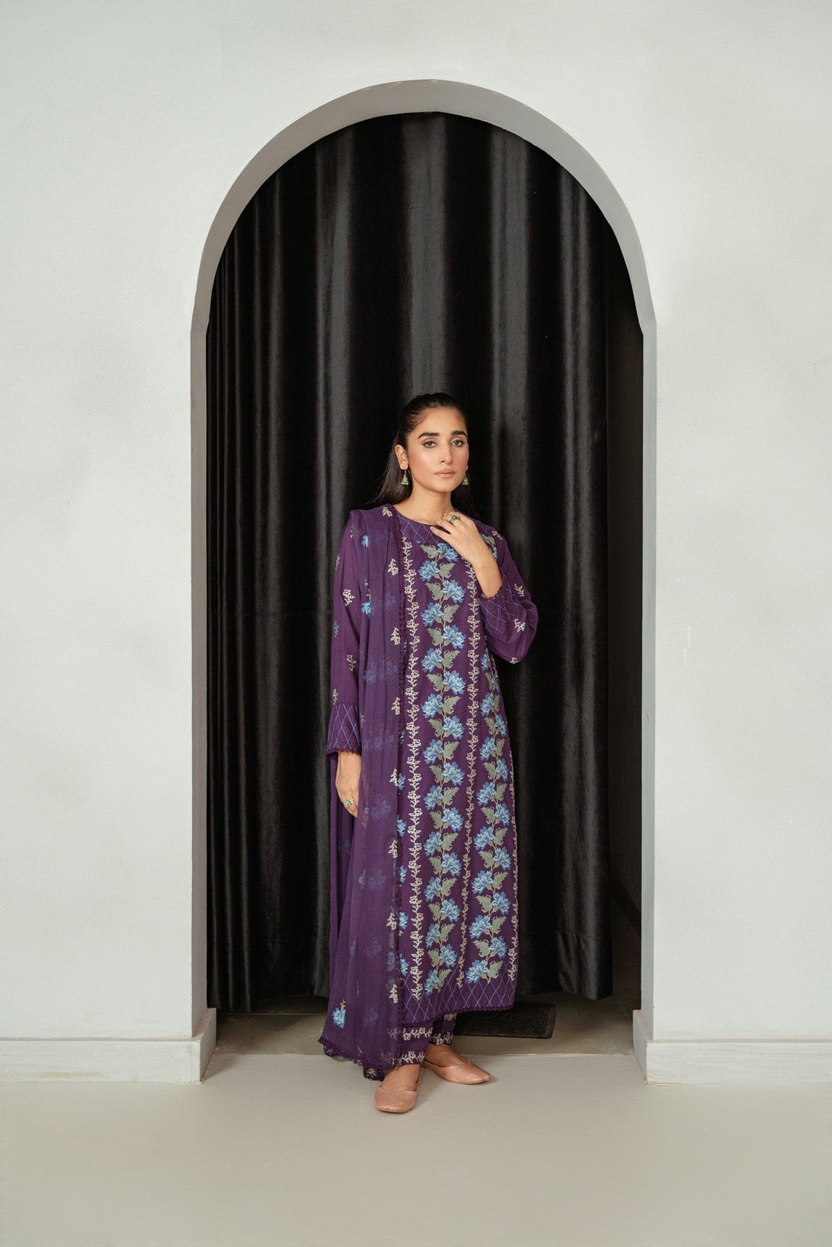 Taana Baana | Manzil Winter |  C3409A - by - Libasekhas UK - Registered Vendor of : Taana Baana - 100% Original Designer Dresss