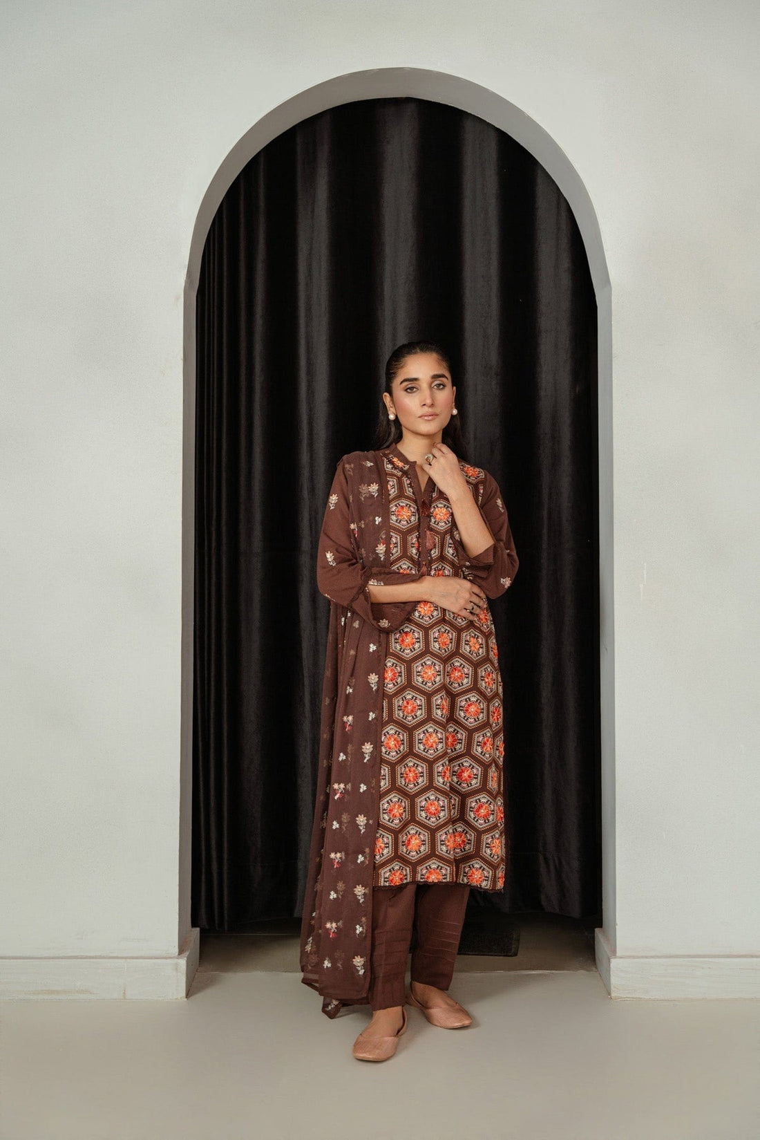 Taana Baana | Manzil Winter |  M3403B - by - Libasekhas UK - Registered Vendor of : Taana Baana - 100% Original Designer Dresss
