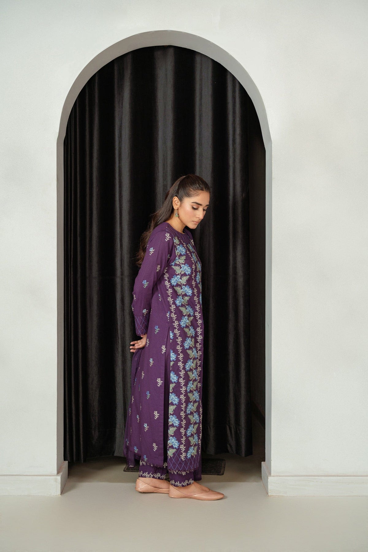 Taana Baana | Manzil Winter |  C3409A - by - Libasekhas UK - Registered Vendor of : Taana Baana - 100% Original Designer Dresss