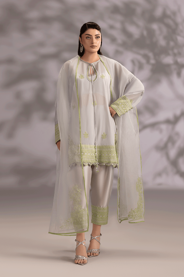 Erum Khan | Summer Whisper | Power Queen - by Libasekhas UK - Registered Vendor of : Erum Khan - 100% Original Designer Dress