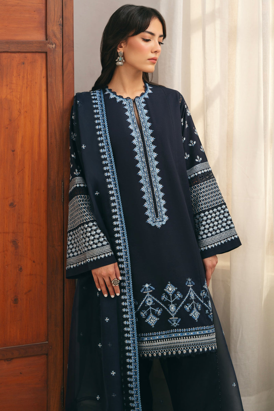 Zaha | Aangan Ready to Wear | ROSHAN (ZRW-20907) - by - Libasekhas UK - Registered Vendor of : Zaha - 100% Original Designer Dresss