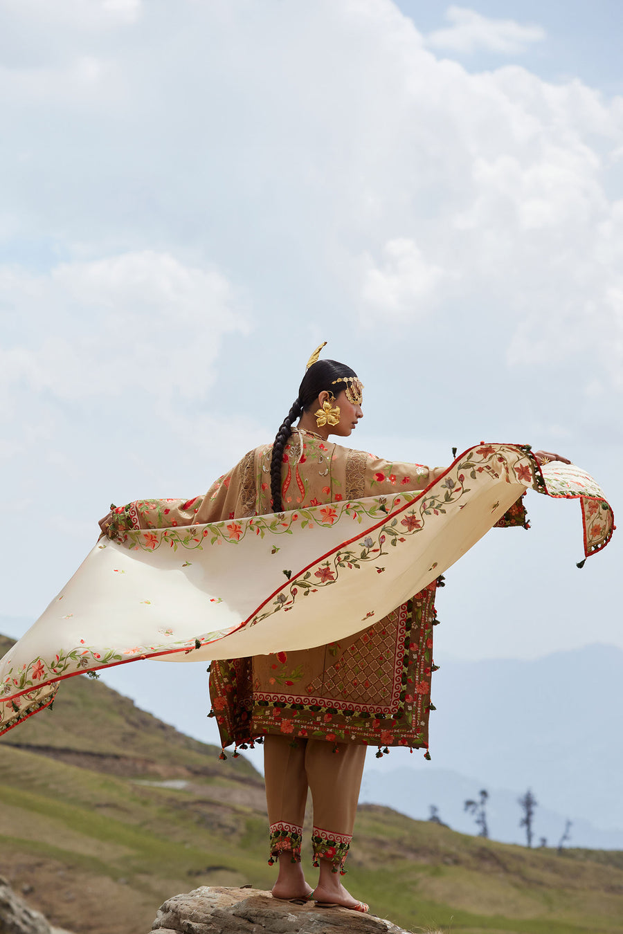 Elan | Kashmee Legacy Lawn 26 |DEODAR (EL26-12 B) - by Libasekhas UK - Registered Vendor of : Elan - 100% Original Designer Dress