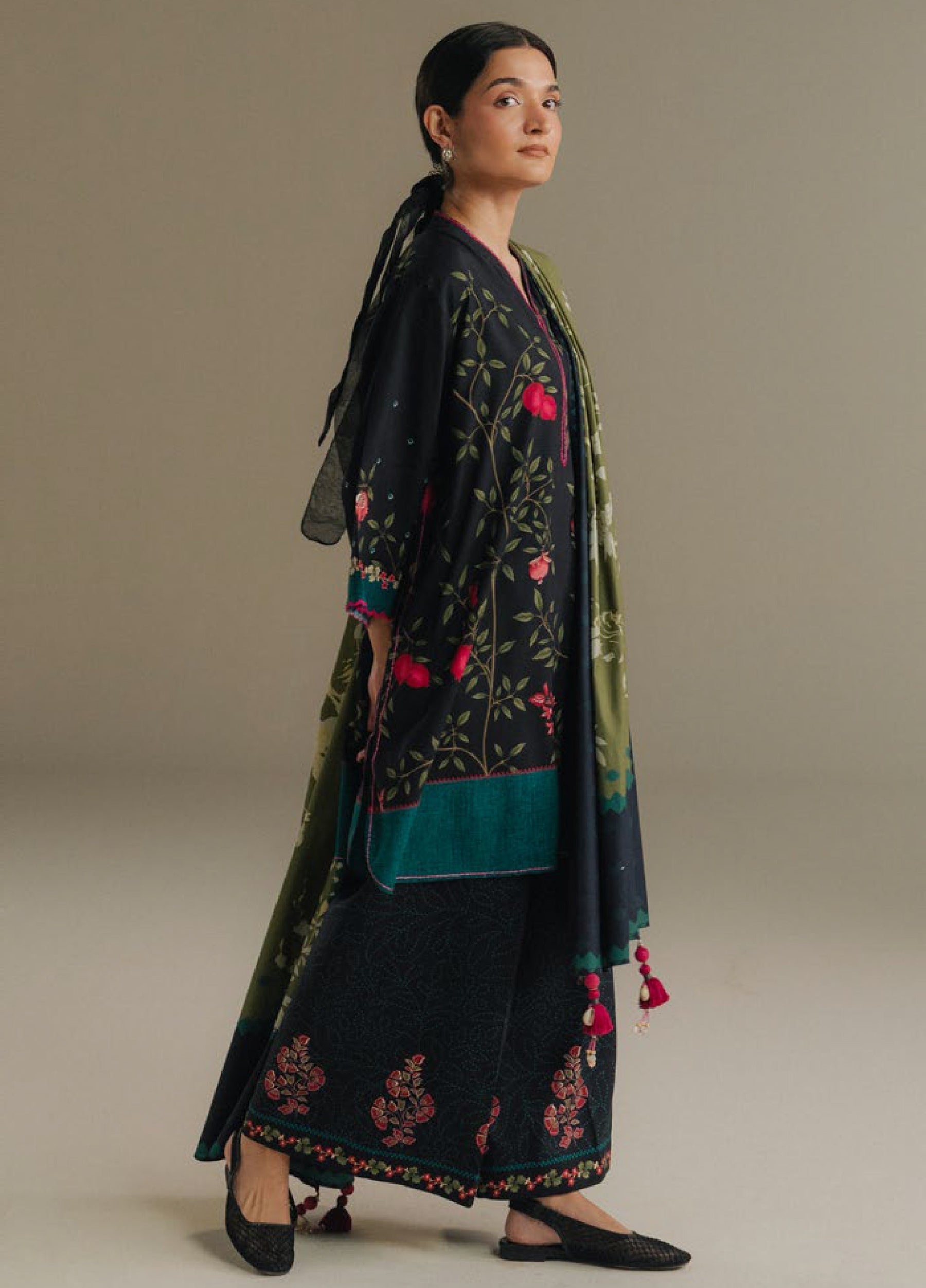 Zara Shahjahan | Coco Prints 25 | Sienna Field-4A - by Libasekhas UK - Registered Vendor of : Zara Shahjahan - 100% Original Designer Dress