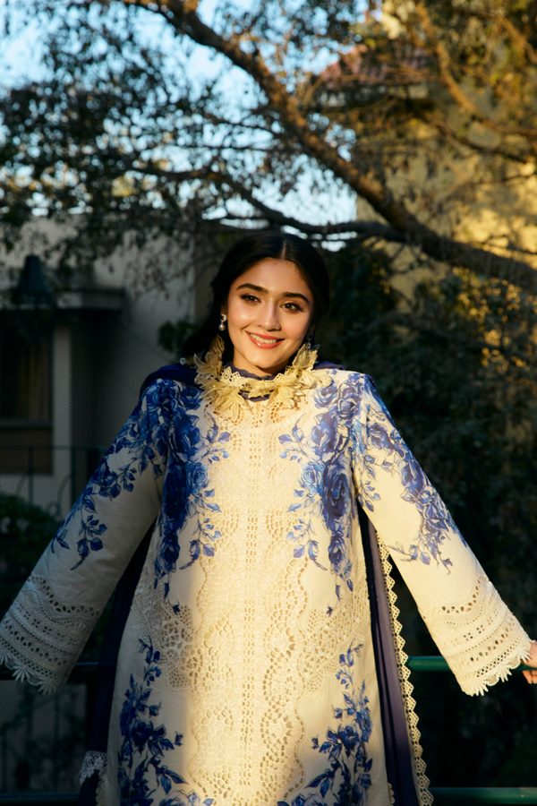 Manara | Vintage Flora 25 | DURR-E-FISHAN - by - Libasekhas UK - Registered Vendor of : Manara - 100% Original Designer Dresss