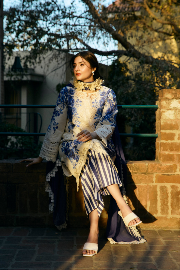 Manara | Vintage Flora 25 | DURR-E-FISHAN - by - Libasekhas UK - Registered Vendor of : Manara - 100% Original Designer Dresss