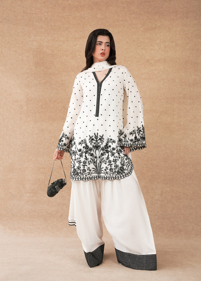 Laj | Festive Eid 25 | LE02-01-25 - by - Libasekhas UK - Registered Vendor of : Laj - 100% Original Designer Dresss