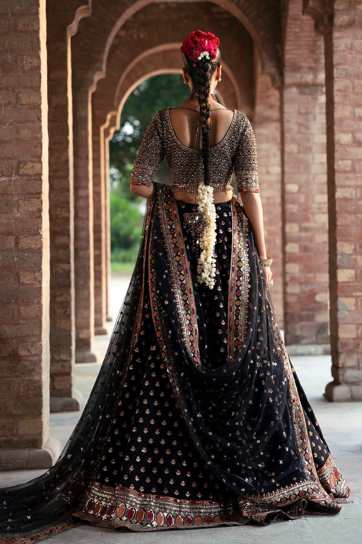 Mina Kashif | Virsa Wedding Formals | Fizza - by Libasekhas UK - Registered Vendor of : Mina Kashif - 100% Original Designer Dress