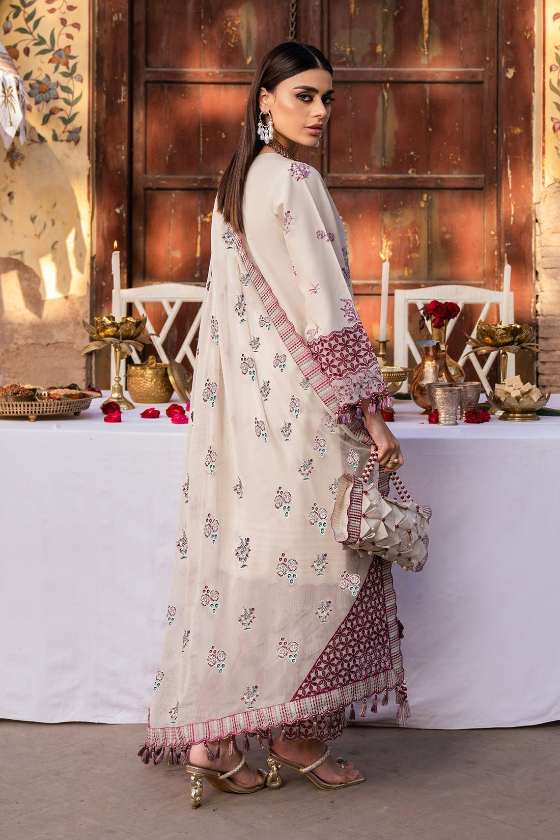 Alizeh | Rawayat Luxury Lawn 24 | Hayat - by - Libasekhas UK - Registered Vendor of : Alizeh - 100% Original Designer Dresss