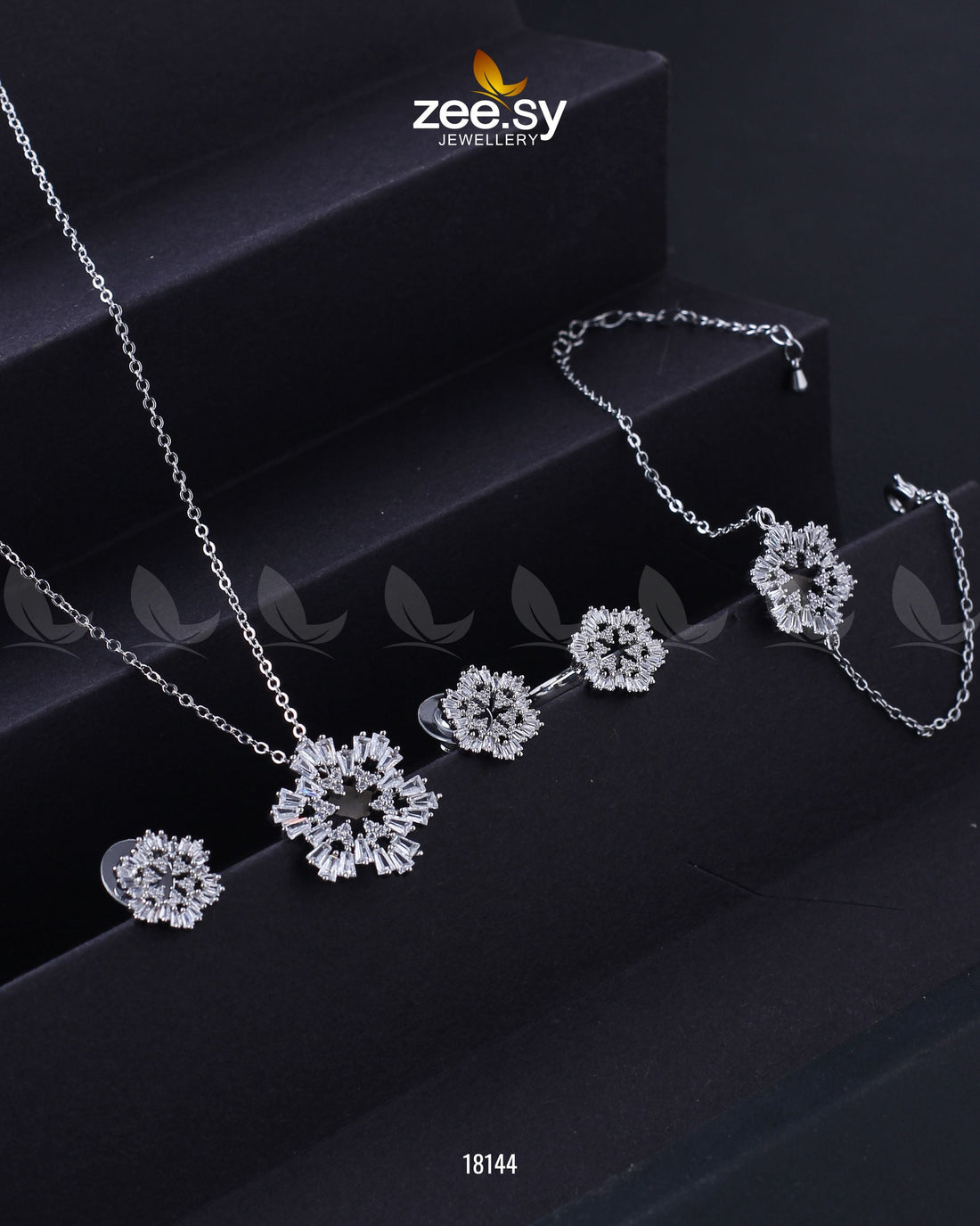 Snowflake Pendant Set - by - Libasekhas UK - Registered Vendor of : Zeesy - 100% Original Designer Dresss