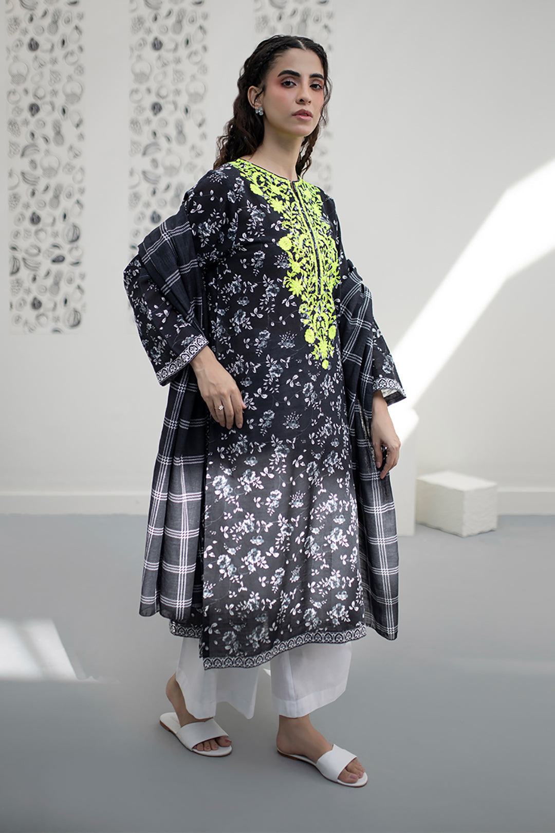 Zellbury | Winter Pret | Embroidered Kurta Dupatta - 1525 - by - Libasekhas UK - Registered Vendor of : Zellbury Women - 100% Original Designer Dresss