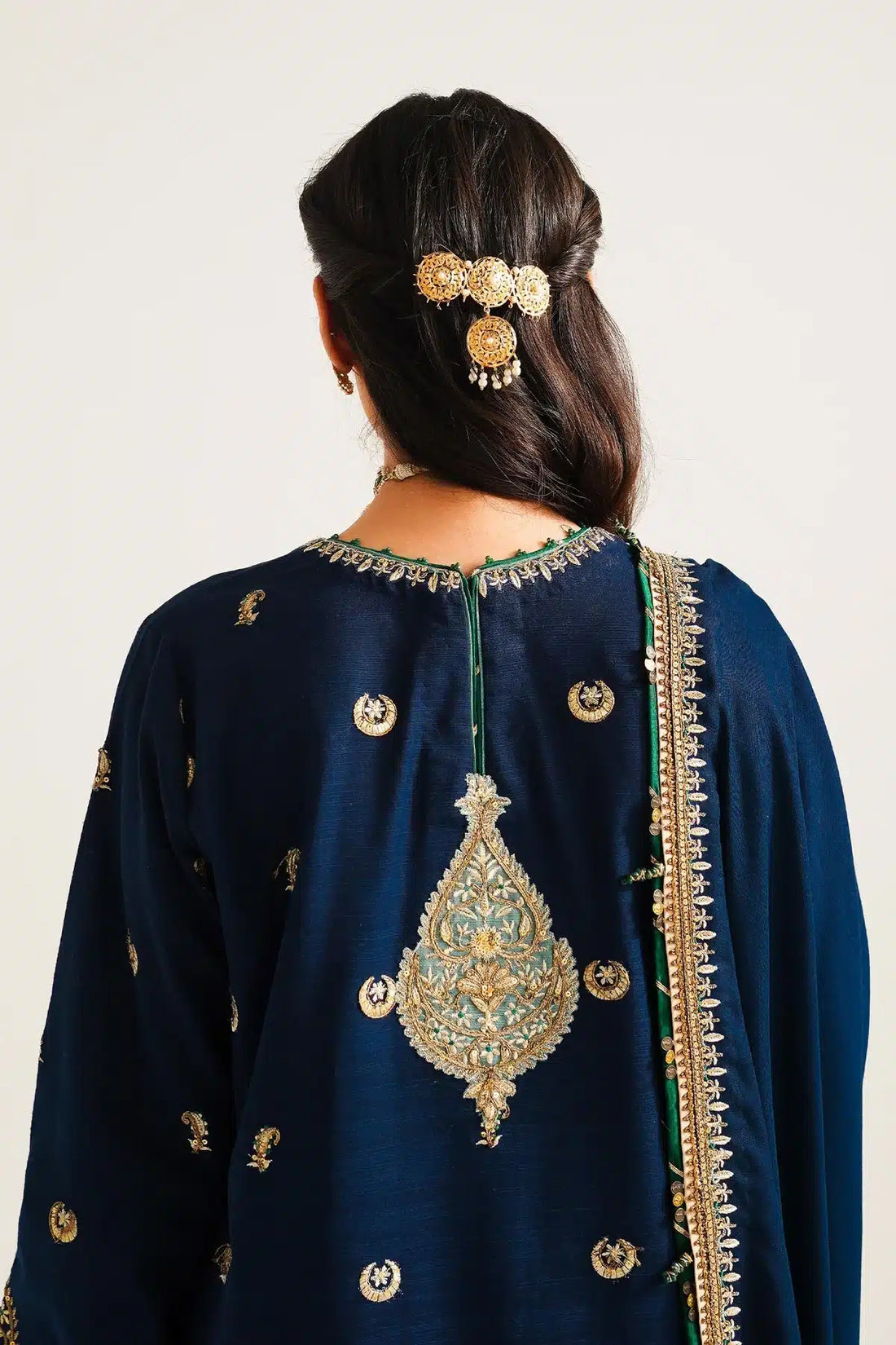 Zara ShahJahan | Winter Shawl 23 | WS23-D1 - by - Libasekhas UK - Registered Vendor of : Zara Shahjahan - 100% Original Designer Dresss