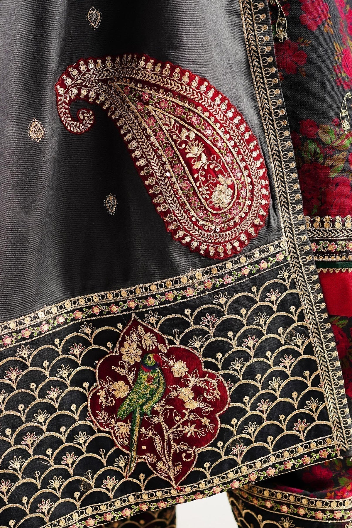 Zara ShahJahan | Winter Shawl 23 | WS23-D3 - by - Libasekhas UK - Registered Vendor of : Zara Sahjahan - 100% Original Designer Dresss