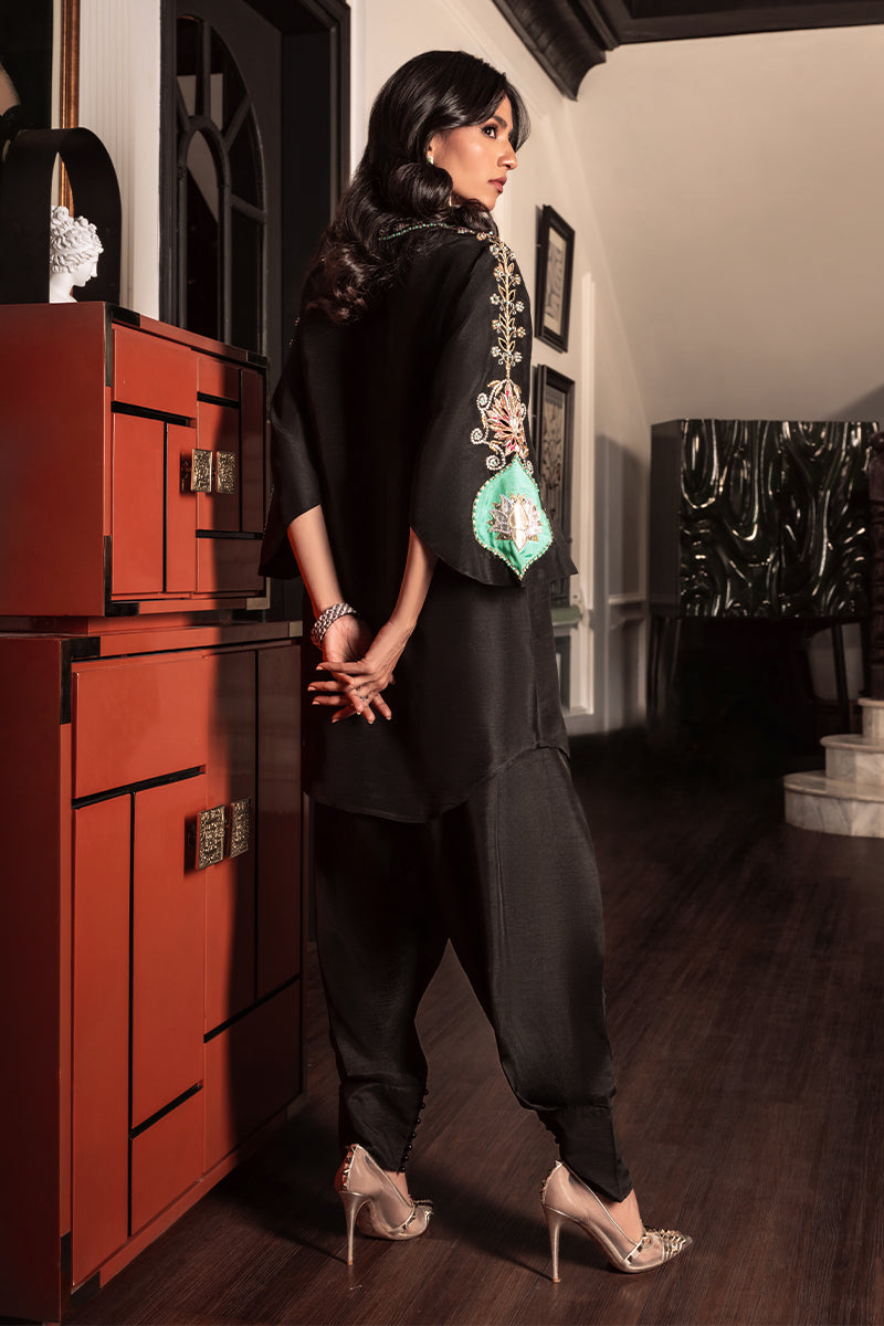 Wardha Saleem | Zimal Silk Edit | Evania - by Libasekhas UK - Registered Vendor of : Wardha Saleem - 100% Original Designer Dress