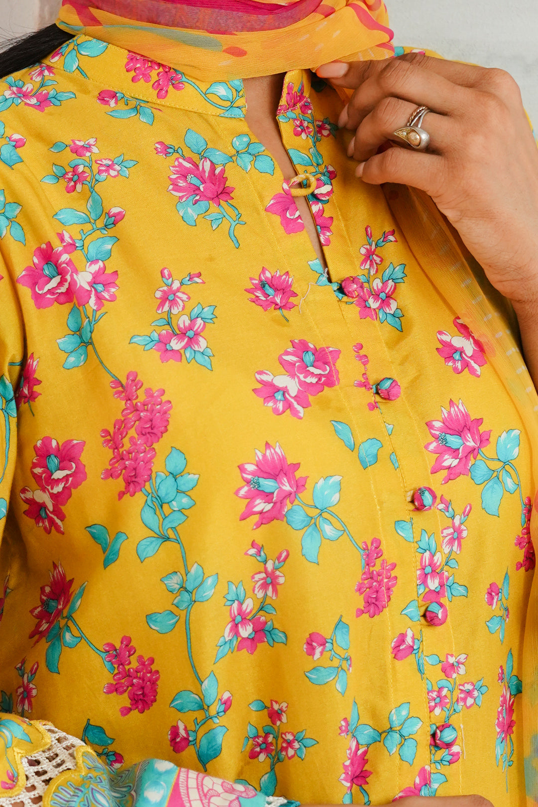 Zellbury | Unstitched 3 Piece Cambric | Shirt Shalwar Dupatta - 0120 - by - Libasekhas UK - Registered Vendor of : Zellbury Women - 100% Original Designer Dresss