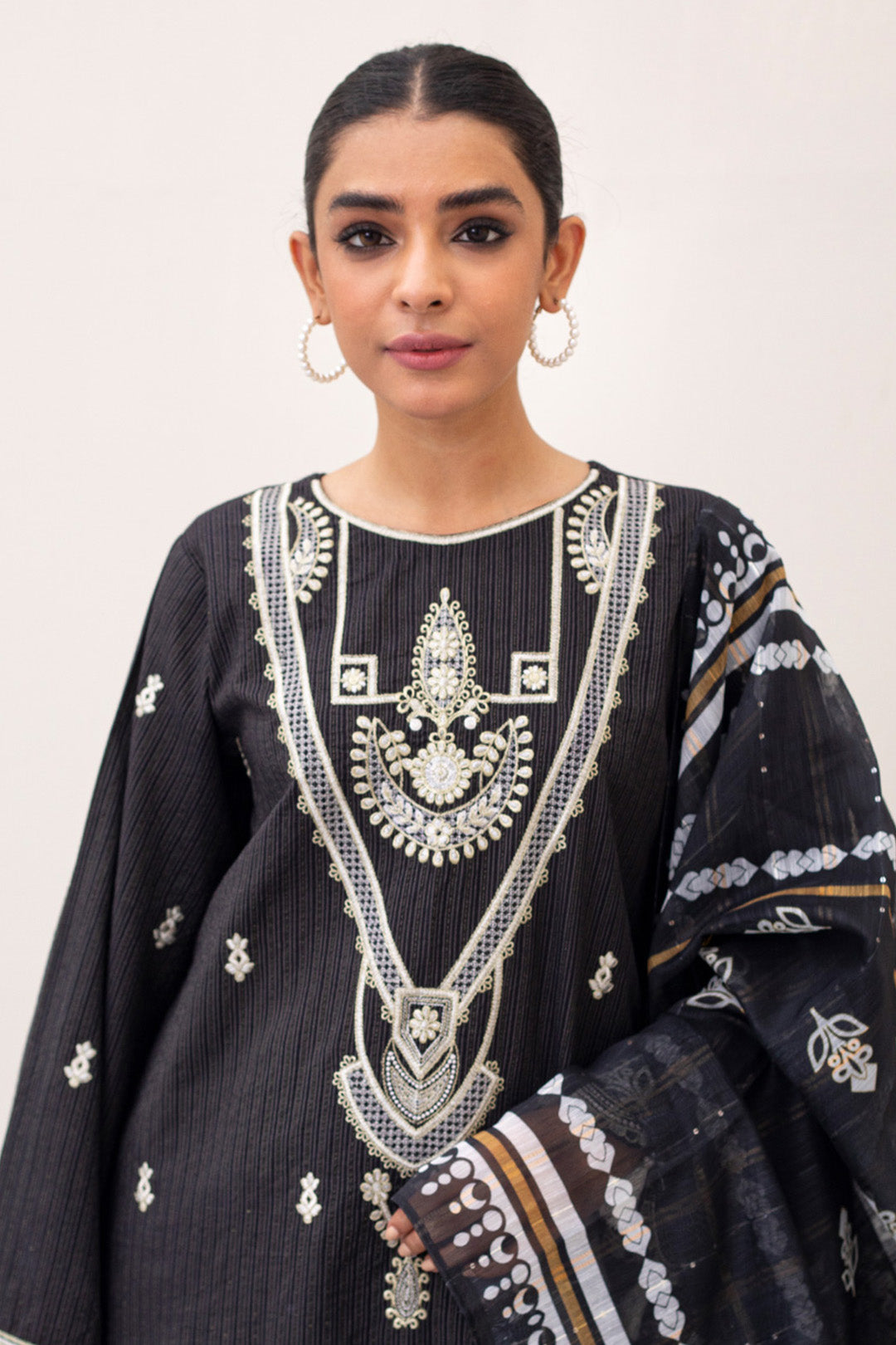 Zellbury | Unstitched 3 Piece Lawn | Embroidered Shirt Shalwar Dupatta - 0190 - by - Libasekhas UK - Registered Vendor of : Zellbury Women - 100% Original Designer Dresss