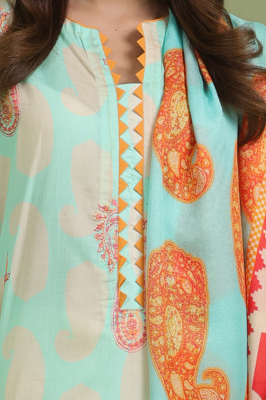 Zellbury | Unstitched 2 Piece Lawn | Embroidered Shirt Dupatta - 1716 - by - Libasekhas UK - Registered Vendor of : Zellbury Women - 100% Original Designer Dresss