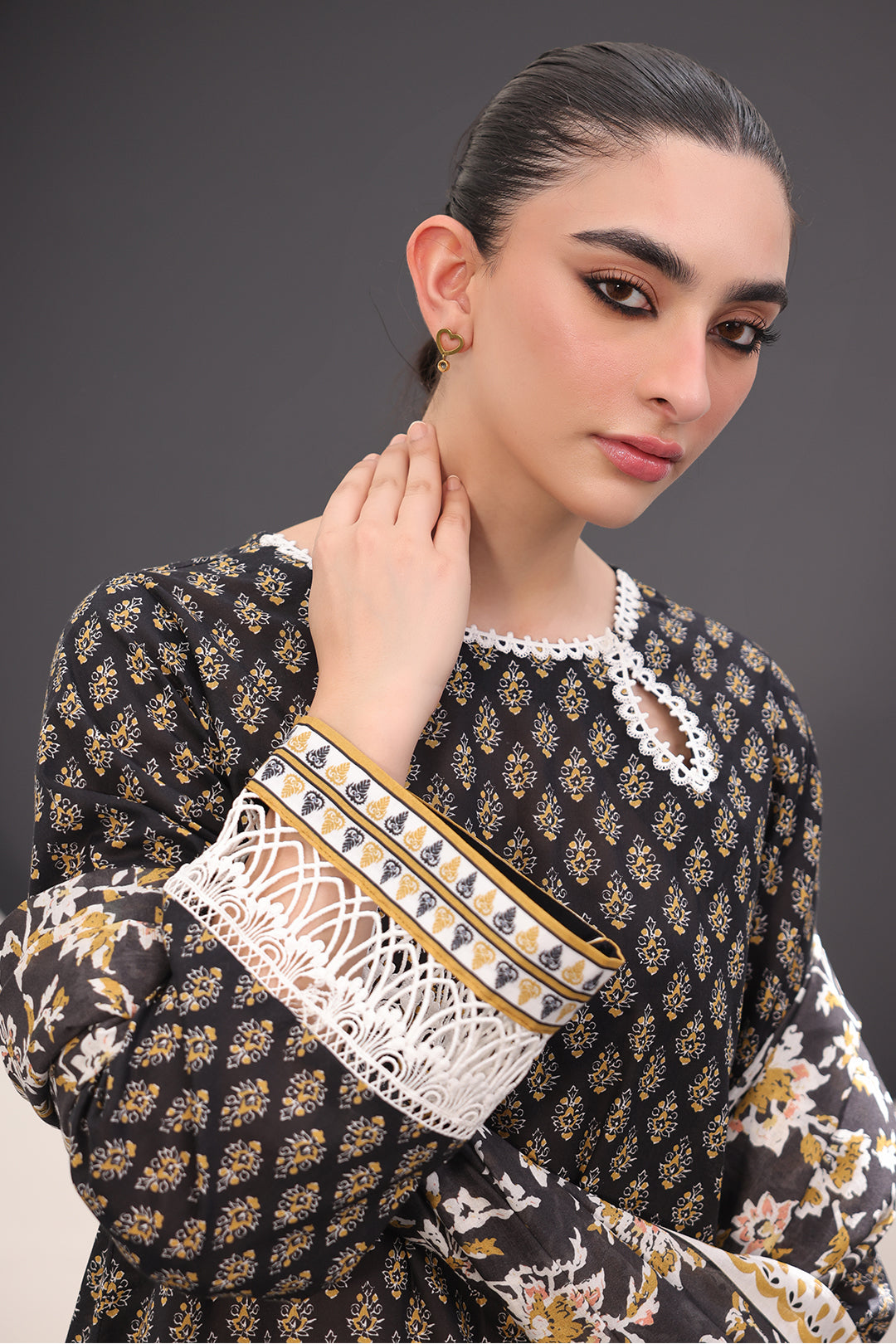 Zellbury | Unstitched 3 Piece Lawn | Shirt Shalwar Dupatta - 1515 - by - Libasekhas UK - Registered Vendor of : Zellbury Women - 100% Original Designer Dresss
