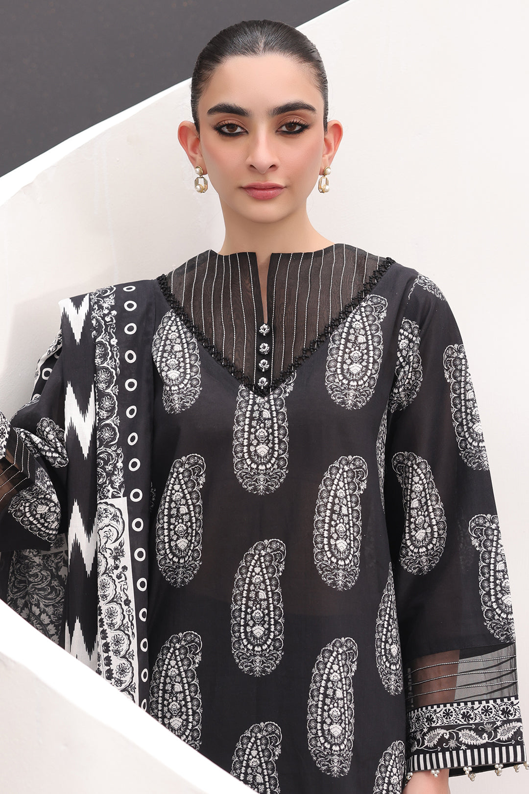 Zellbury | Unstitched 3 Piece Lawn | Shirt Shalwar Dupatta - 1525 - by - Libasekhas UK - Registered Vendor of : Zellbury Women - 100% Original Designer Dresss