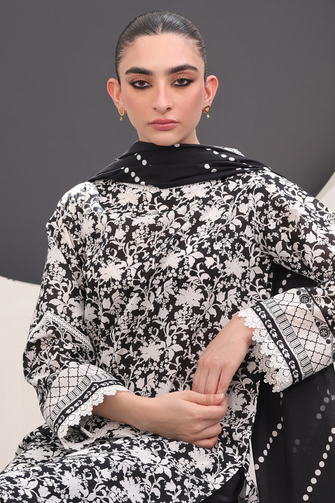 Zellbury | Unstitched 3 Piece Lawn | Shirt Shalwar Dupatta - 1526 - by - Libasekhas UK - Registered Vendor of : Zellbury Women - 100% Original Designer Dresss