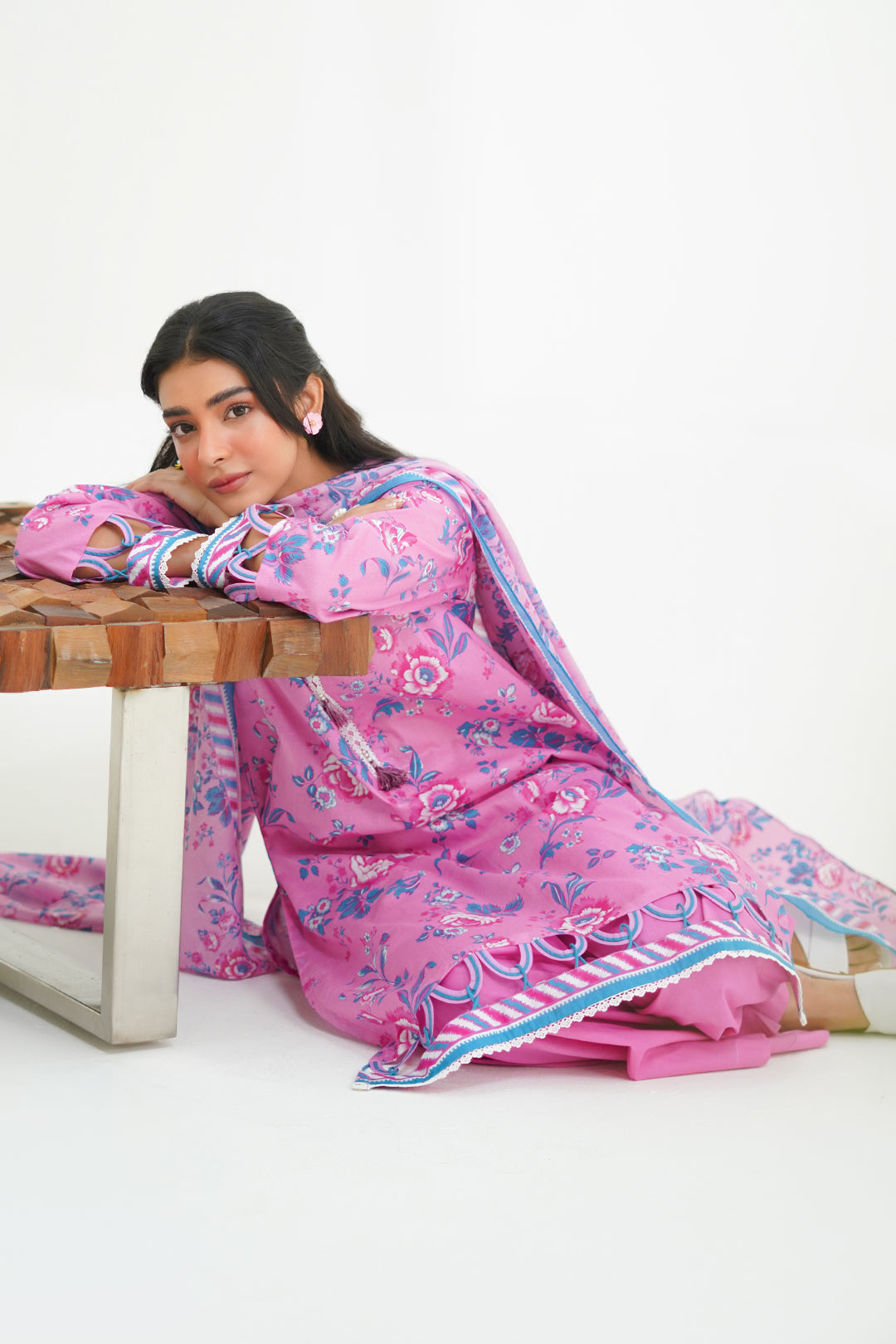 Zellbury | Unstitched 3 Piece Lawn | Shirt Shalwar Dupatta - 1569 - by - Libasekhas UK - Registered Vendor of : Zellbury Women - 100% Original Designer Dresss