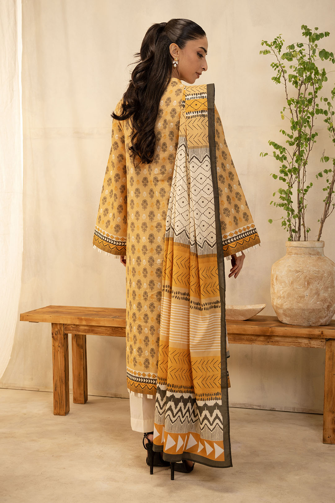 Zellbury | Unstitched 2 Piece Lawn | Shirt Dupatta - 0010 - by - Libasekhas UK - Registered Vendor of : Zellbury Women - 100% Original Designer Dresss
