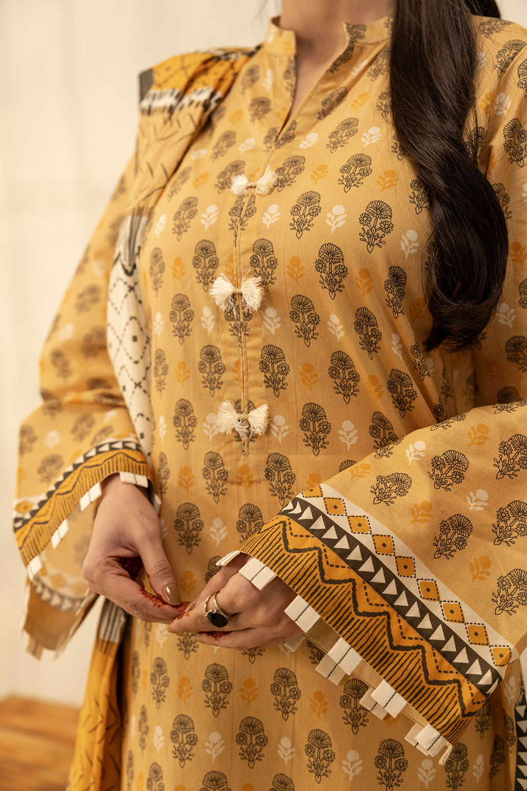 Zellbury | Unstitched 2 Piece Lawn | Shirt Dupatta - 0010 - by - Libasekhas UK - Registered Vendor of : Zellbury Women - 100% Original Designer Dresss