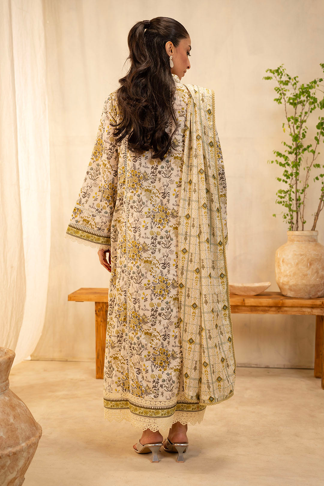 Zellbury | Unstitched 2 Piece Lawn | Shirt Dupatta - 0085 - by - Libasekhas UK - Registered Vendor of : Zellbury Women - 100% Original Designer Dresss