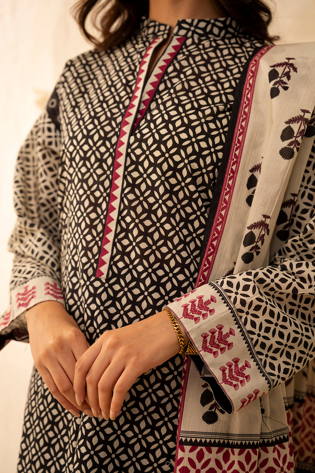 Zellbury | Unstitched 2 Piece Lawn | Shirt Dupatta - 0090 - by - Libasekhas UK - Registered Vendor of : Zellbury Women - 100% Original Designer Dresss
