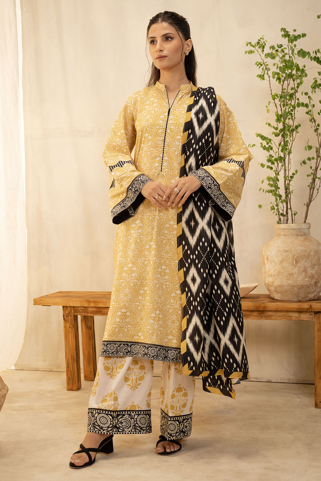 Zellbury | Unstitched 3 Piece Lawn | Shirt Shalwar Dupatta - 0130 - by - Libasekhas UK - Registered Vendor of : Zellbury Women - 100% Original Designer Dresss