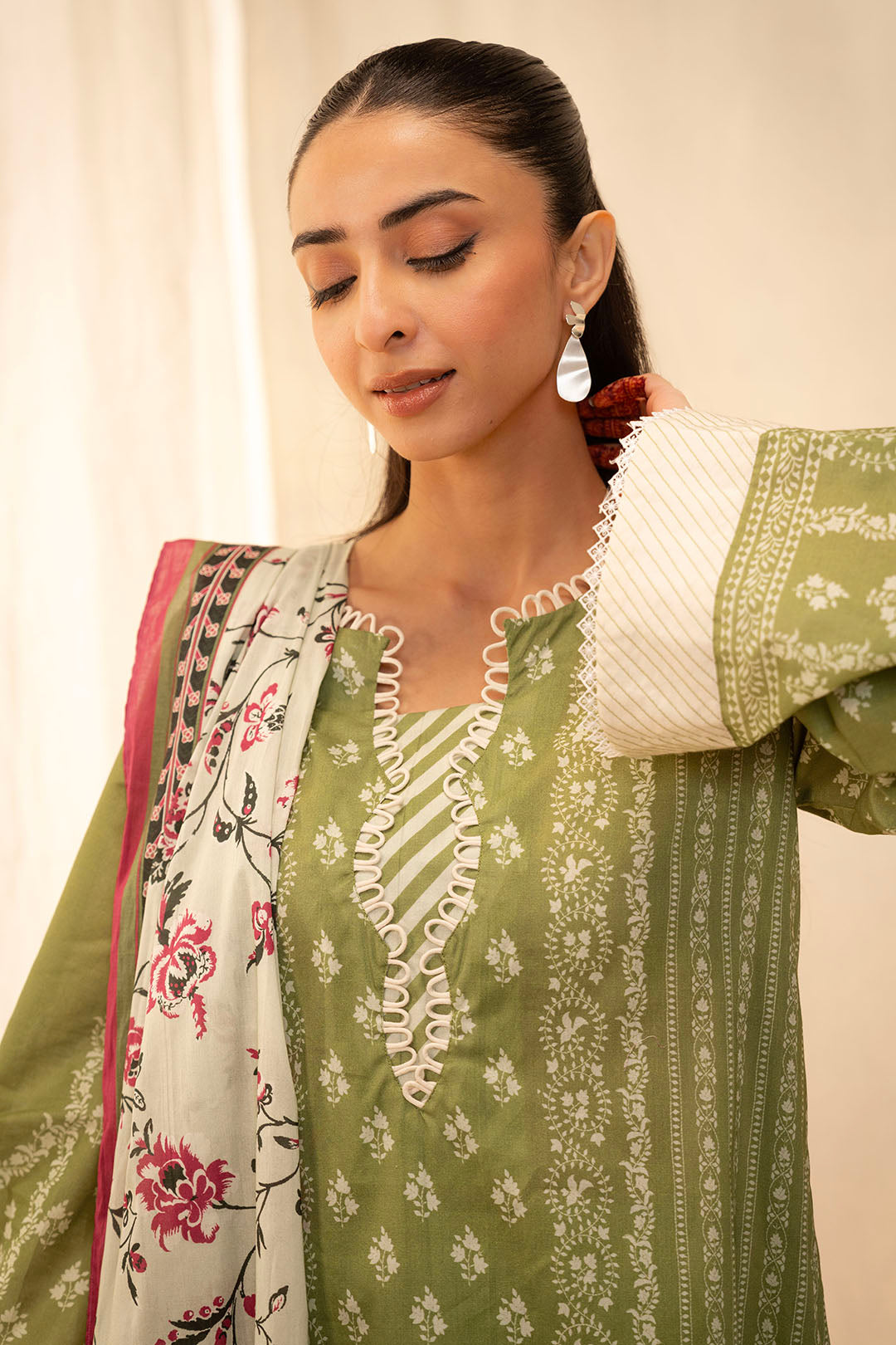 Zellbury | Unstitched 3 Piece Lawn | Shirt Shalwar Dupatta - 0134 - by - Libasekhas UK - Registered Vendor of : Zellbury Women - 100% Original Designer Dresss