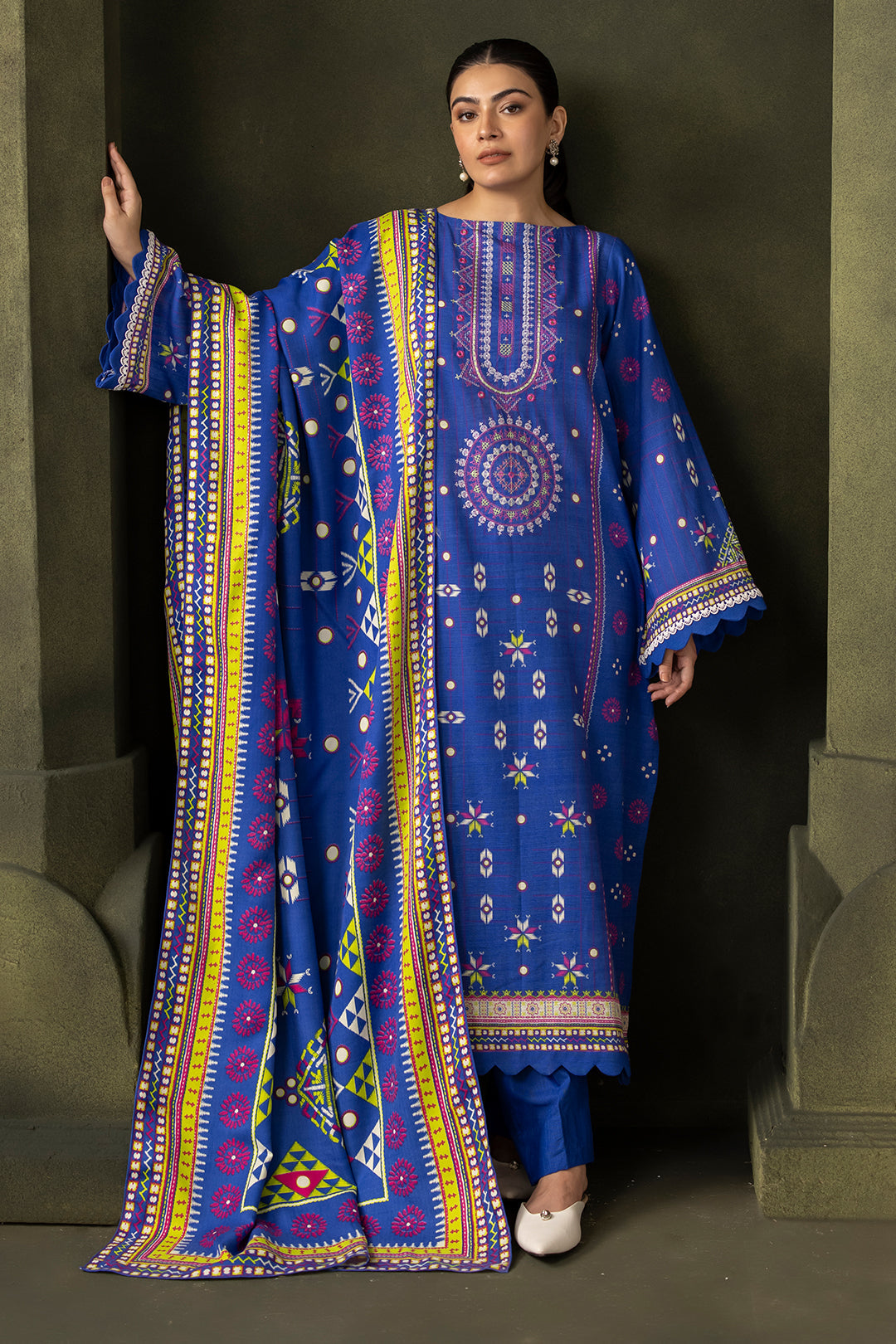 Zellbury | Unstitched 2 Piece Khaddar | Embroidered Shirt Dupatta - 0180 - by - Libasekhas UK - Registered Vendor of : Zellbury Women - 100% Original Designer Dresss