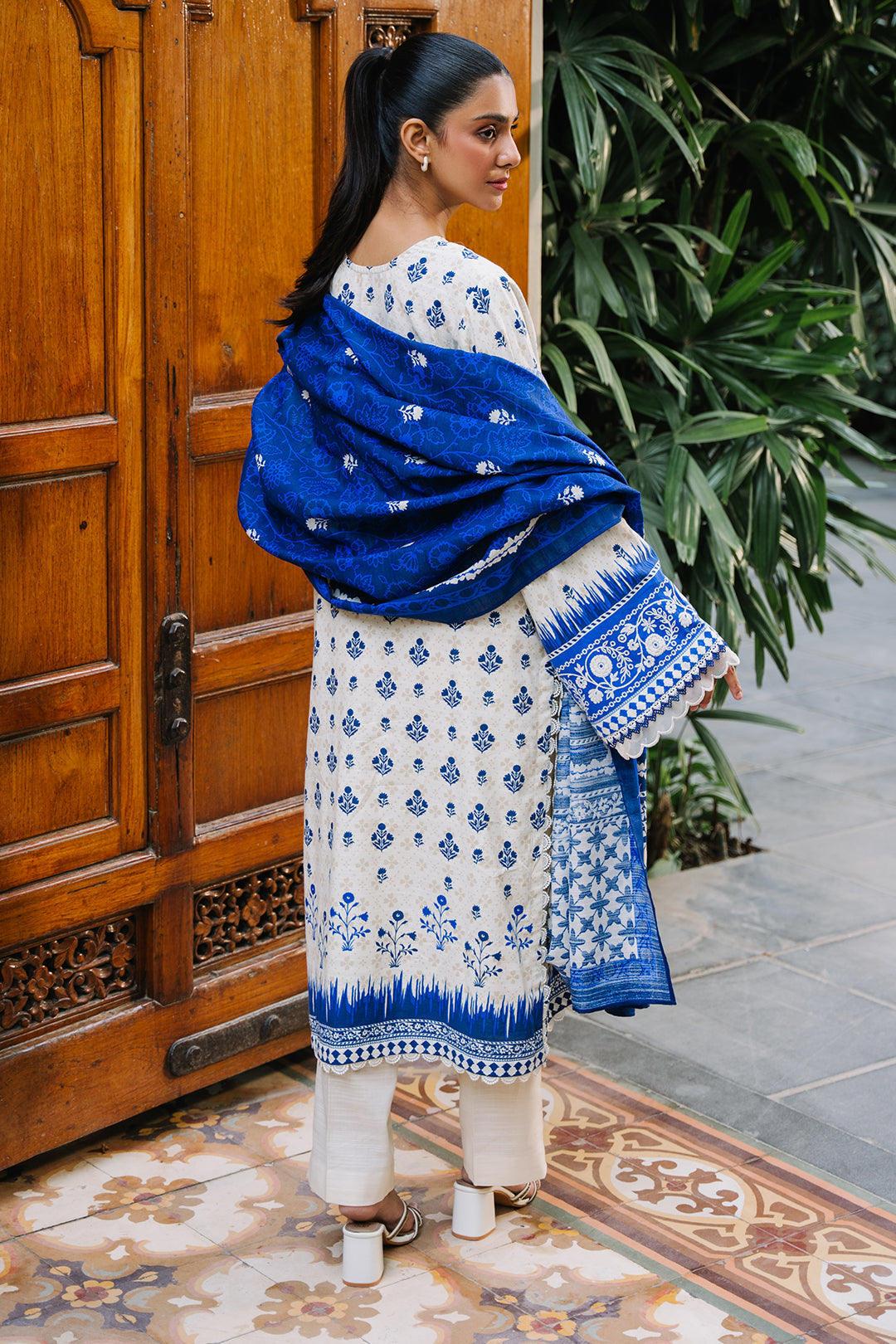 Zellbury | Unstitched 2 Piece Khaddar | Embroidered Shirt Dupatta - 0265 - by - Libasekhas UK - Registered Vendor of : Zellbury Women - 100% Original Designer Dresss